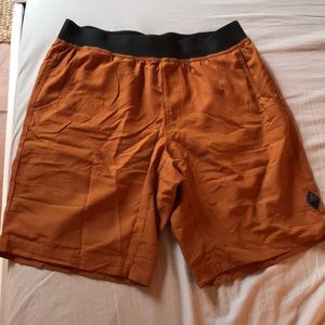 Men’s Prana shorts